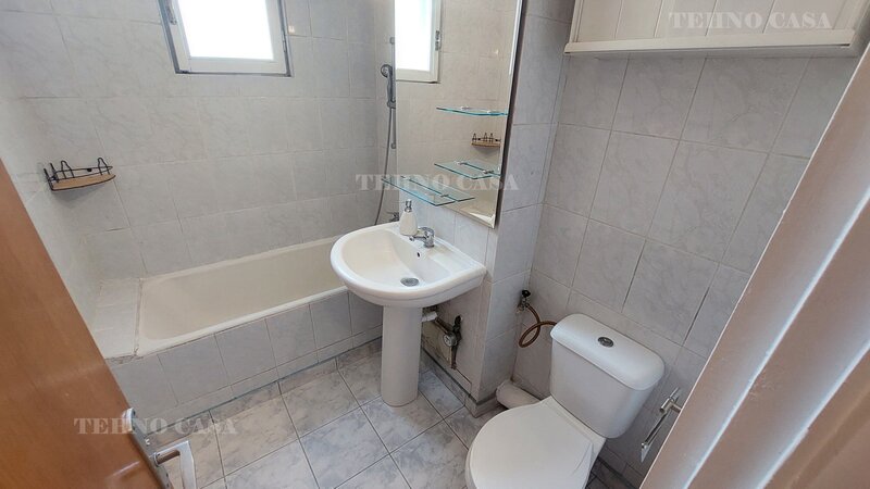 Titan metrou v-a-v parc, prima inchiriere, renovat 2 gr. sanit. loc parcare