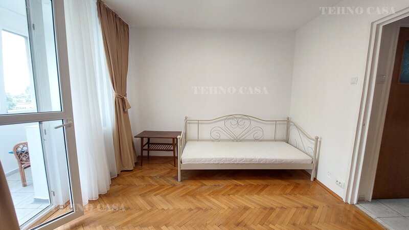 Titan metrou v-a-v parc, prima inchiriere, renovat 2 gr. sanit. loc parcare
