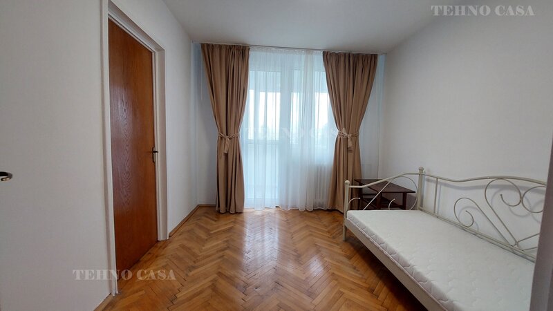 Titan metrou v-a-v parc, prima inchiriere, renovat 2 gr. sanit. loc parcare