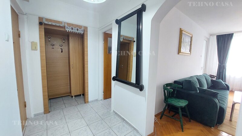 Titan metrou v-a-v parc, prima inchiriere, renovat 2 gr. sanit. loc parcare